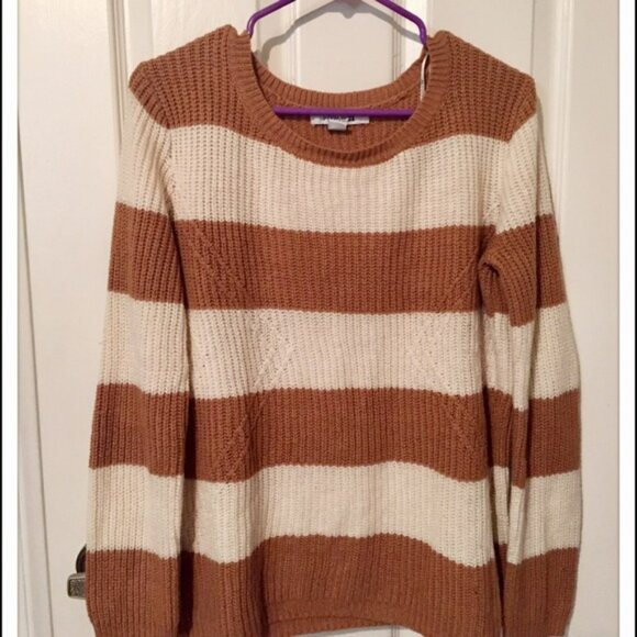 Forever 21 Sweaters - Sweater